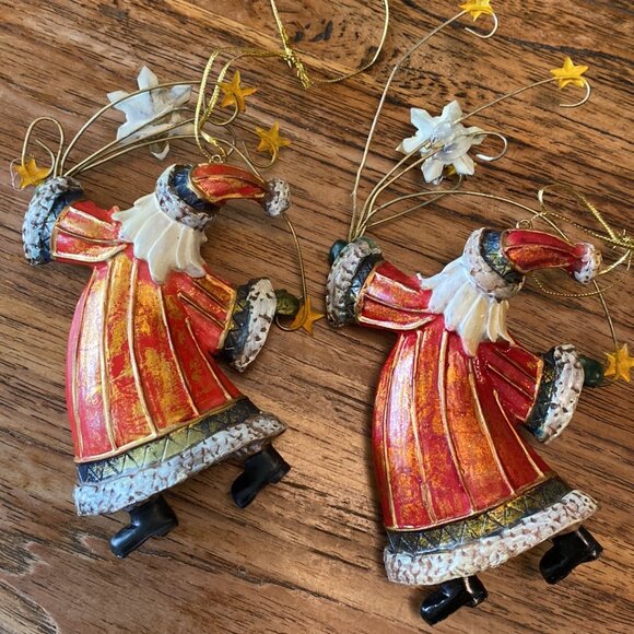Five Vintage Resin Santa Ornaments (Red Suits) - Picture 5 of 10